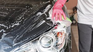 lavare l'auto a mano consigli carrozzeria alle cave
